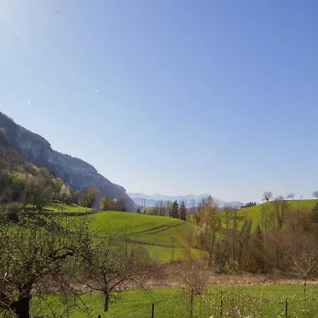 펜션 La Tour De Mandrin Sainte-Marie-D'Alvey